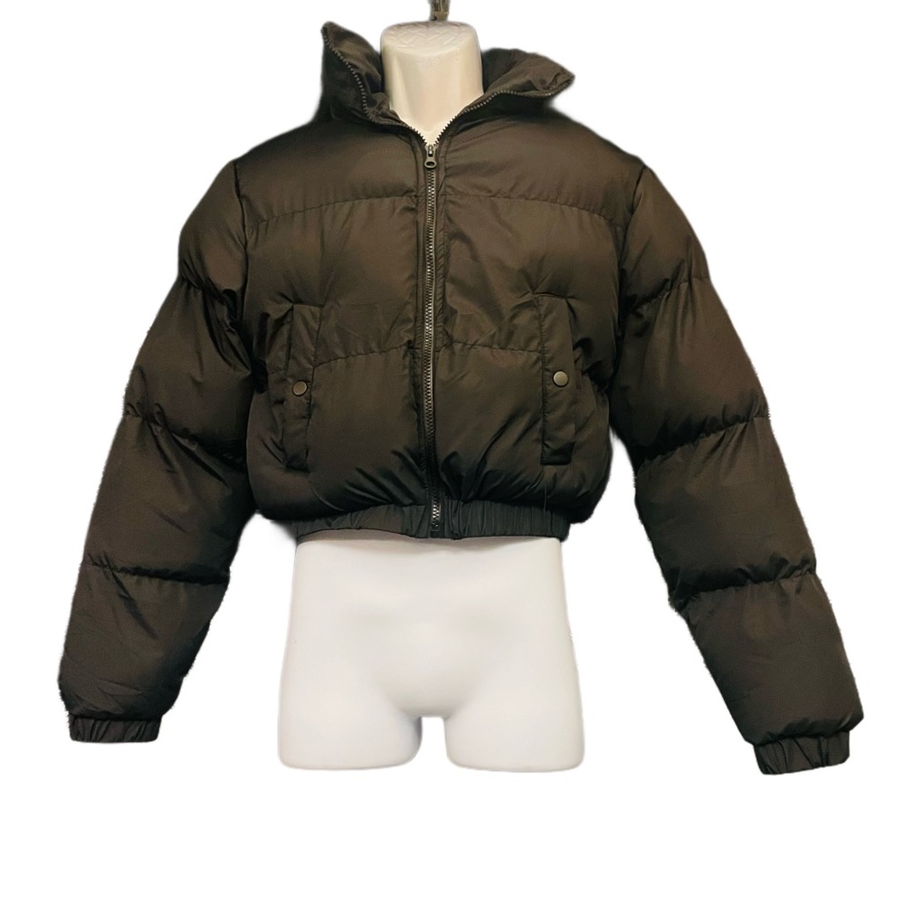 ❌️sold❌️Cropped puffer jacket✨